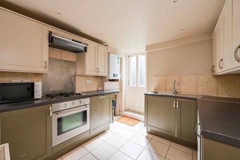 1 bedroom flat for sale, Wightman Road, Harringay, London, N4