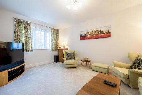 3 bedroom end of terrace house for sale, Fardon Way, Deddington