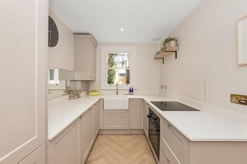 undefined, Holmdene Avenue, Herne Hill, SE24