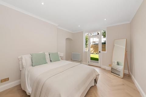 undefined, Holmdene Avenue, Herne Hill, SE24