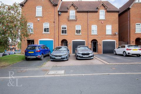 4 bedroom townhouse for sale, Kensington Drive, Tamworth
