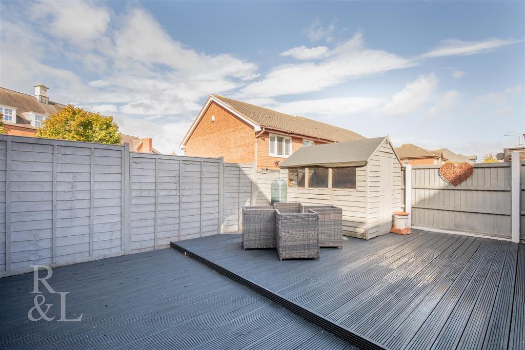 20 Kensington Drive (11).jpg