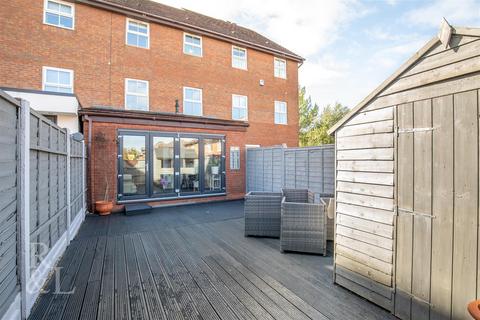 4 bedroom townhouse for sale, Kensington Drive, Tamworth