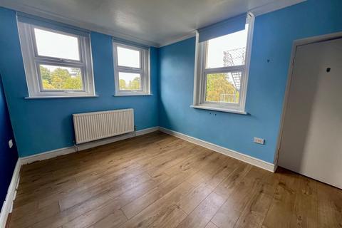 2 bedroom apartment for sale, Worcester Road, Malvern