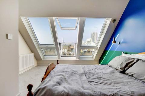 undefined, Wellington Terrace, Wapping, London, E1W