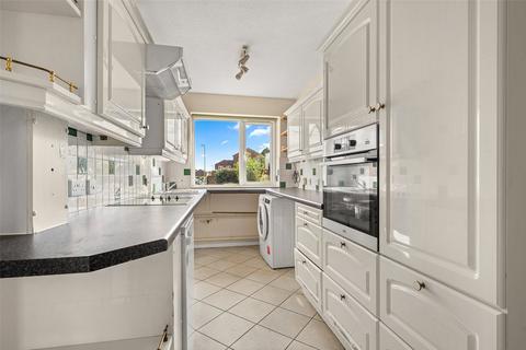 3 bedroom semi-detached house for sale, Avocet Crescent, Sandhurst GU47