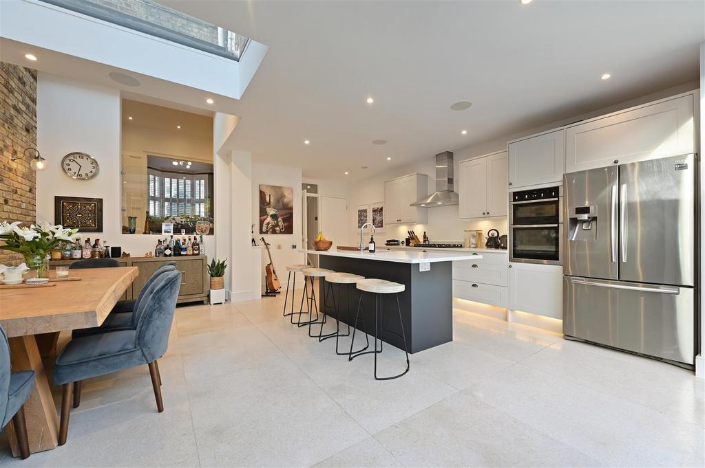 Godolphin Road - Kitchen E3 (1).JPG