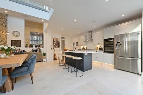 undefined, Godolphin Road, London W12