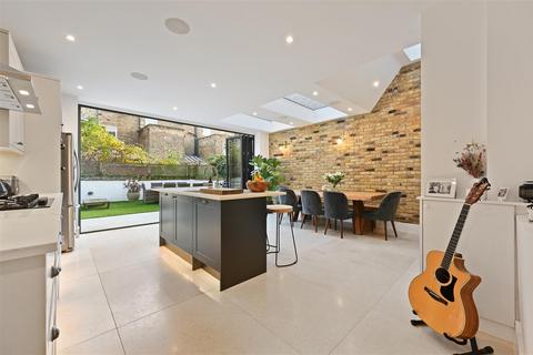 undefined, Godolphin Road, London W12
