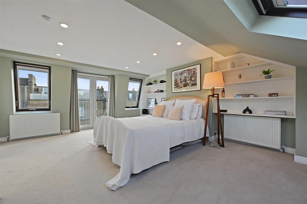 Godolphin Road - Bedroom B3 (1).JPG