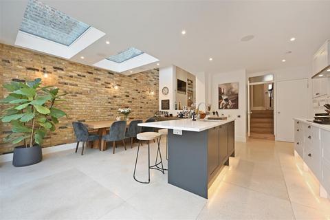 4 bedroom terraced house for sale, Godolphin Road, London W12