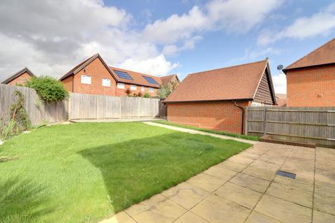 4 bedroom detached house for sale, NEVINSON WAY, WATERLOOVILLE
