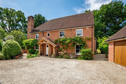 5 bedroom detached house for sale, Southampton Road, Alderbury, Salisbury, Wiltshire