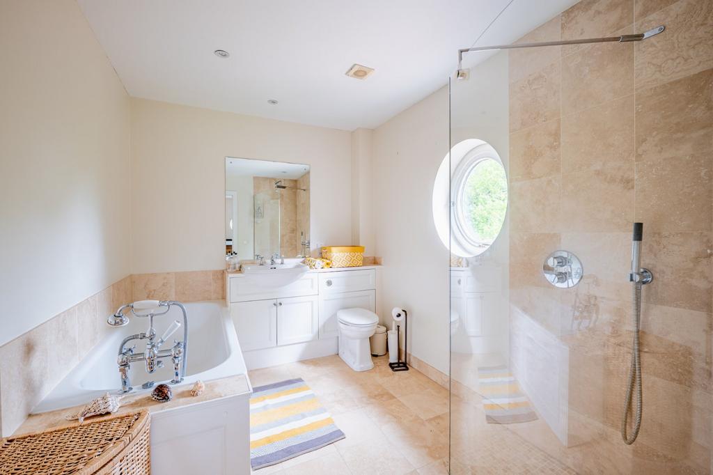 Ensuite Bathroom