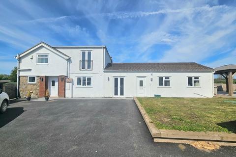 5 bedroom detached house for sale, Heathend, Cromhall, South Gloucestershire