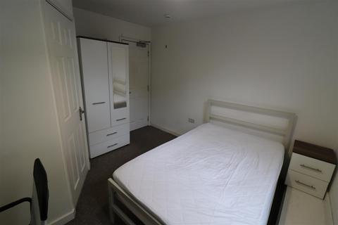 1 bedroom in a house share to rent, Oxford Street, Coventry
