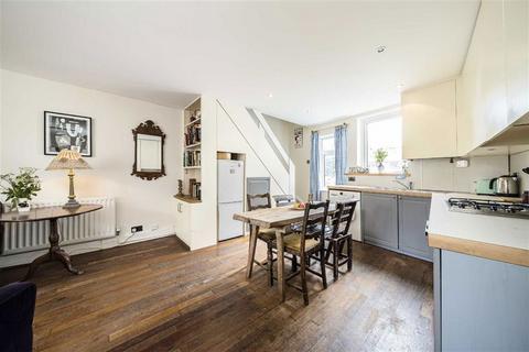 2 bedroom maisonette for sale, Railton Road, London SE24