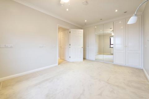 undefined, Finchley Road, London