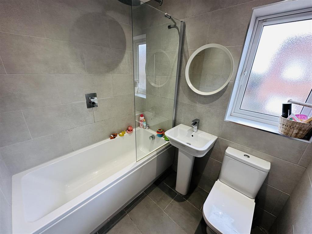 Bath 2.jpg