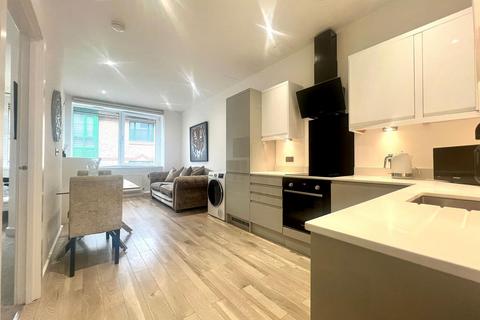 1 bedroom ground floor flat for sale, 4A Victoria Avenue, Camberley GU15