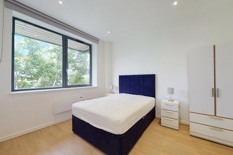1 bedroom apartment to rent, Savoy Court, Riverbank Way, Brentford, TW8