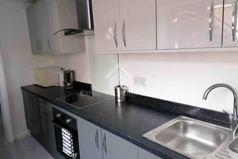 1 bedroom in a house share to rent, *AVAILABLE NOW* Room 3. 11 Albert Road,Retford.
