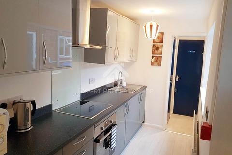 1 bedroom in a house share to rent, *AVAILABLE NOW* Room 3. 11 Albert Road,Retford.
