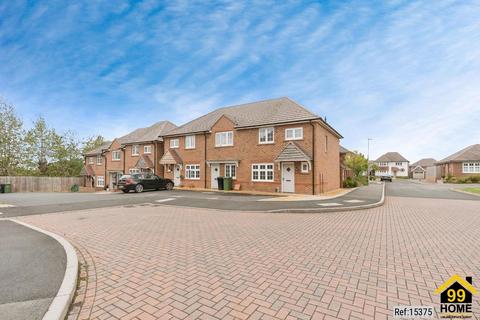 undefined, Dove Crescent, Worcestershire, WR9