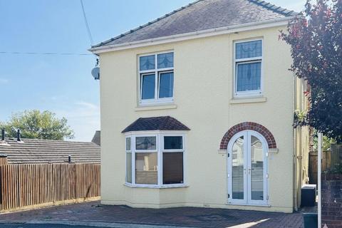 3 bedroom detached house for sale, Bryn Avenue, Burry Port