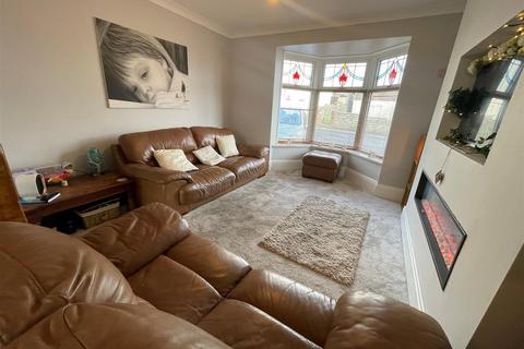 3 bedroom detached house for sale, Bryn Avenue, Burry Port