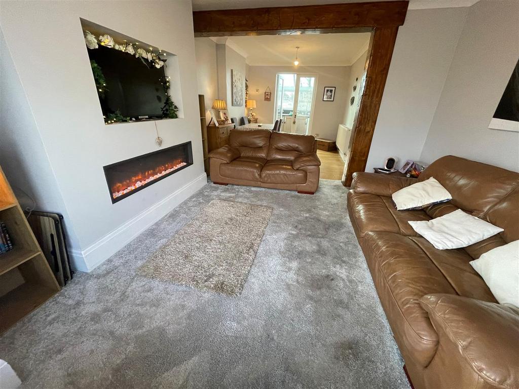 Living Room/Dining Room