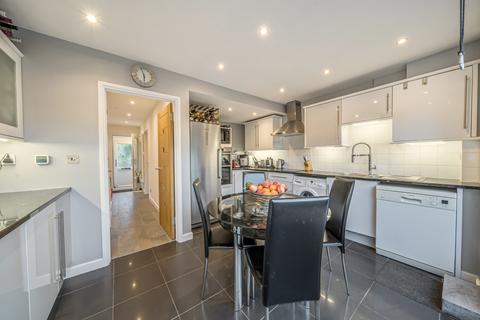 undefined, Sheep Walk, Shepperton, TW17