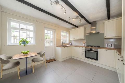 undefined, Springfield Grove, Sunbury-On-Thames TW16