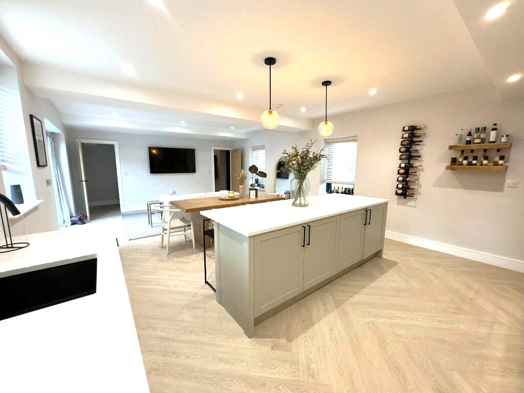 Kitchen/Family Room