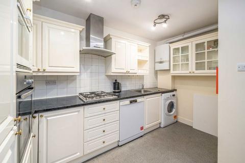 2 bedroom flat for sale, Cavendish Road, London SW12