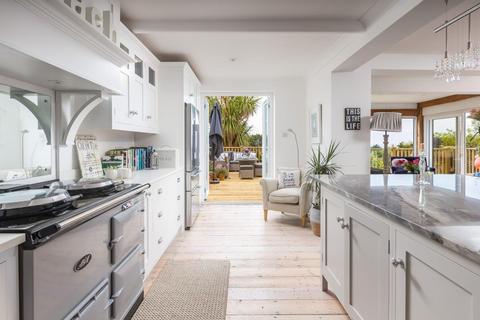 4 bedroom house to rent, Praa Sands