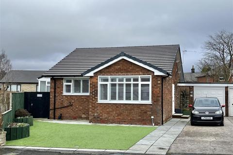 2 bedroom bungalow for sale, Barleycroft, Hadfield, Glossop