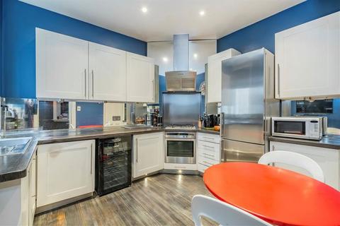 3 bedroom flat for sale, Marylebone Road, London NW1