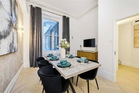 4 bedroom flat to rent, Southwell Gardens, London SW7