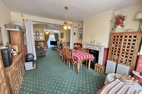 undefined, Beach Road, Cleveleys FY5