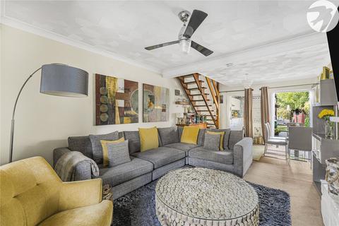 10 Blenheim Road, Dartford, DA1 3EB