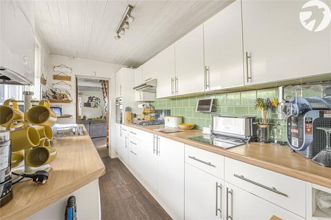 10 Blenheim Road, Dartford, DA1 3EB