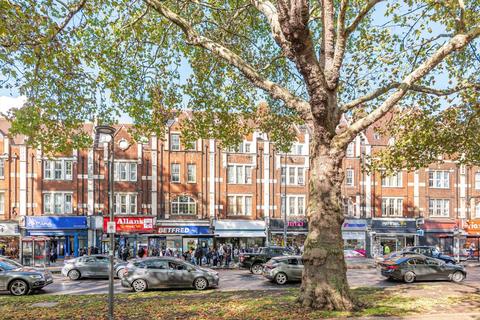 2 bedroom flat to rent, Uxbridge Road, London W12