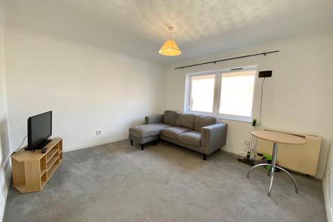 2 bedroom flat to rent, Postern Close, York, North Yorkshire