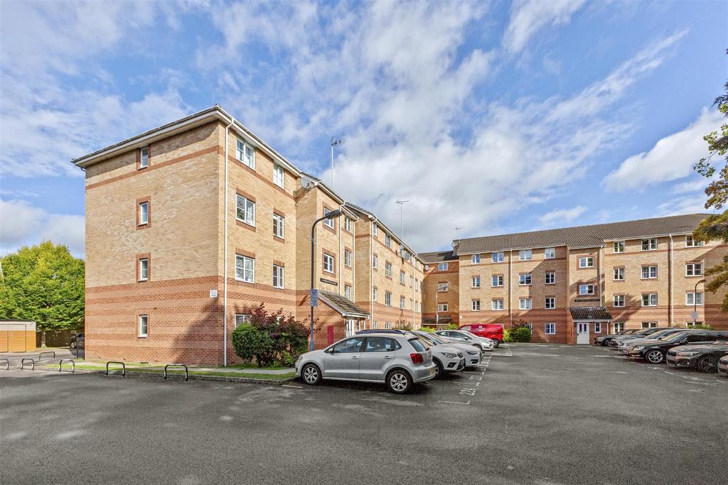 2 Priestley Court, Princes Gate, HP13 7 WZ-12.jpg