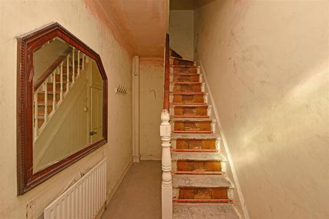 2 bedroom terraced house for sale, Aberdeen Drive, Leeds