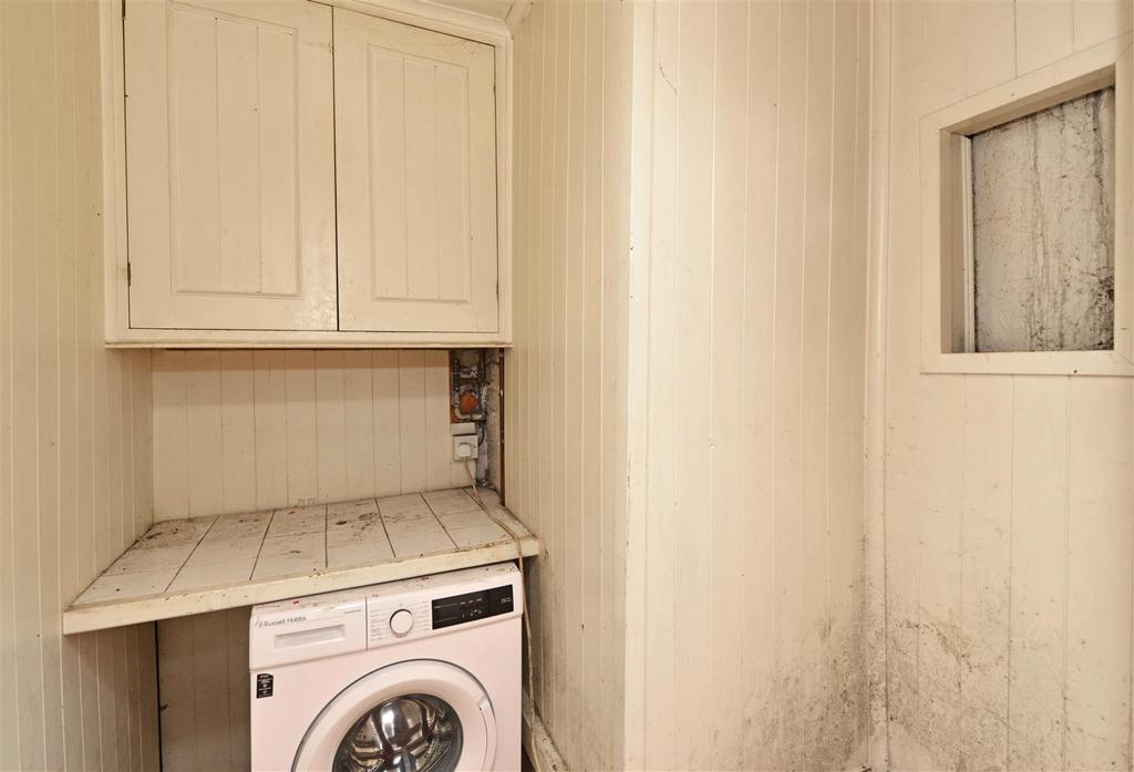 Utility Area: