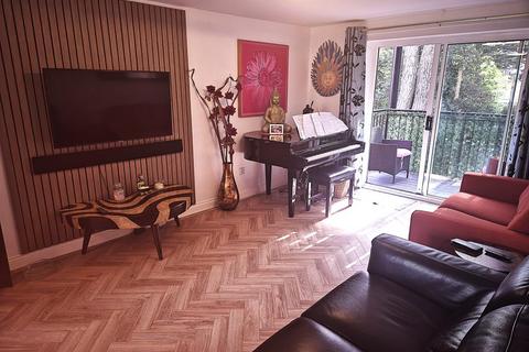 undefined, Warnford Court, Southampton SO15