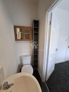 undefined, *ROOM AVAILABLE *Room 2, 77 Newcastle Avenue Worksop