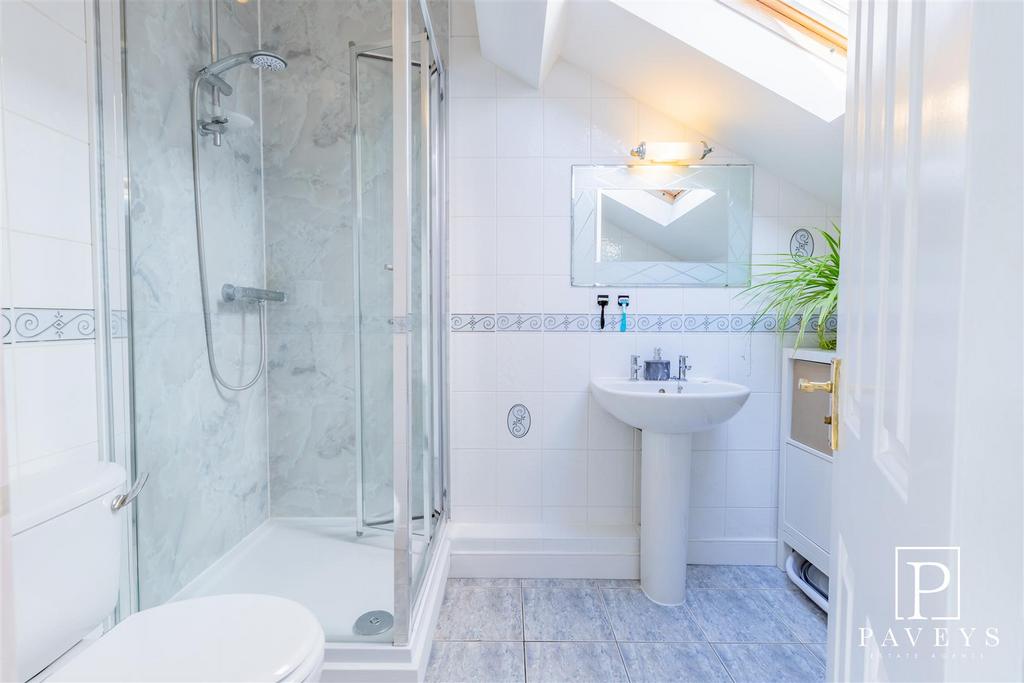 En suite shower room
